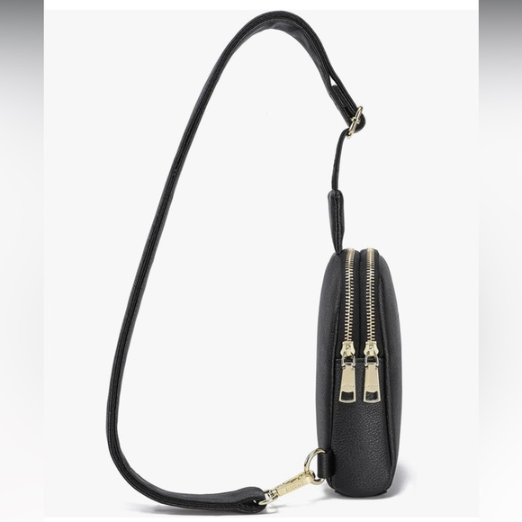 Black Leather Crossbody Travel Bag - Picture 2 of 15